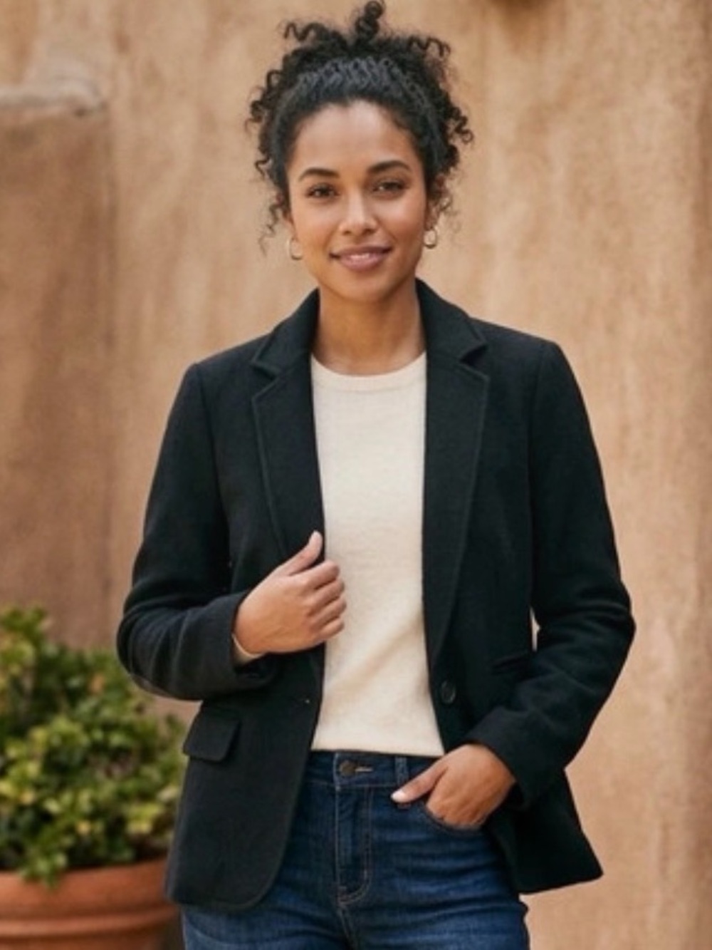 Lord & Taylor Black Women’s Blazer with Notch Lapel